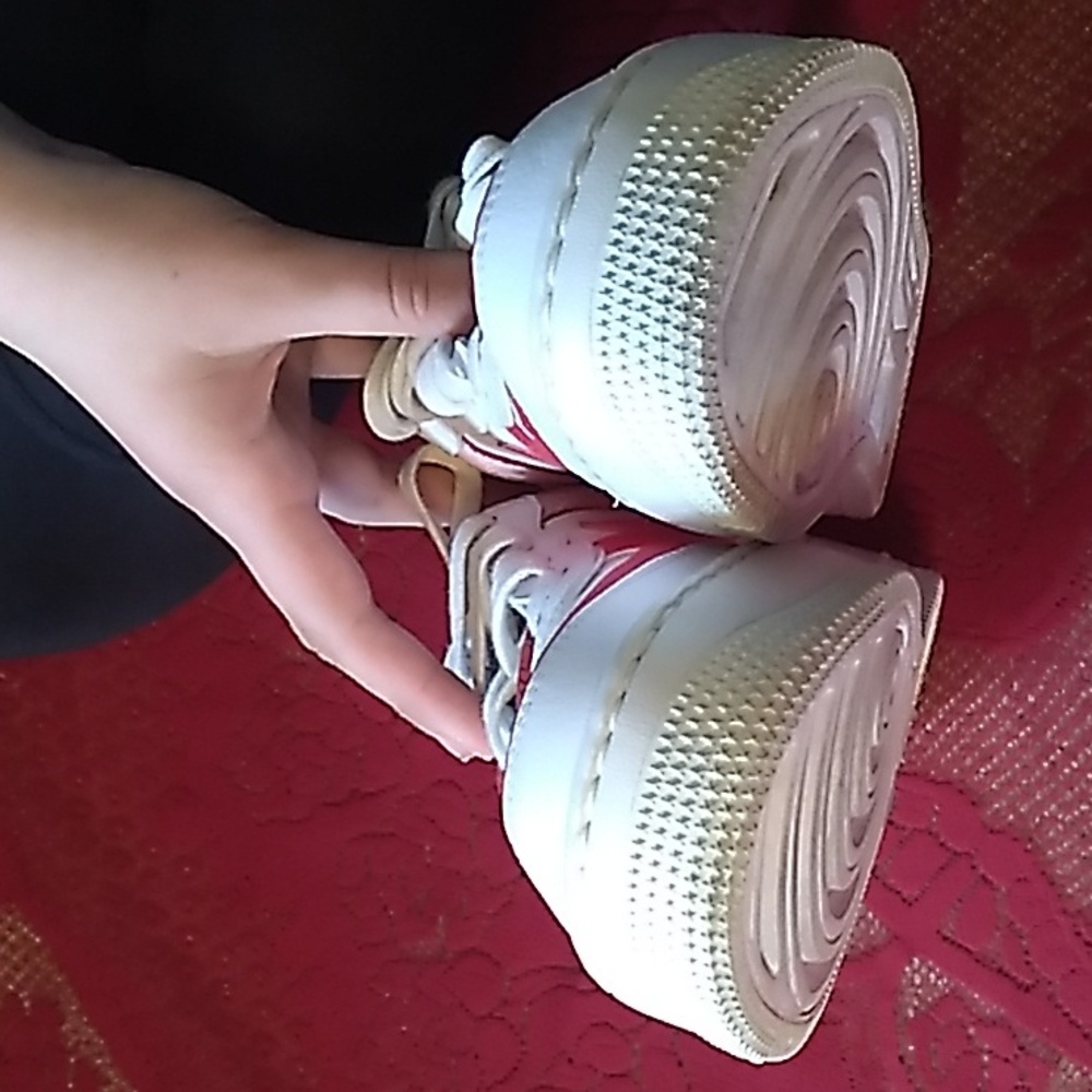 Womens Nike Air Force 1 red and white shoes size 7.5 - 8 ๐GREAT CONDITION!!๐ - Picture 9 of 10